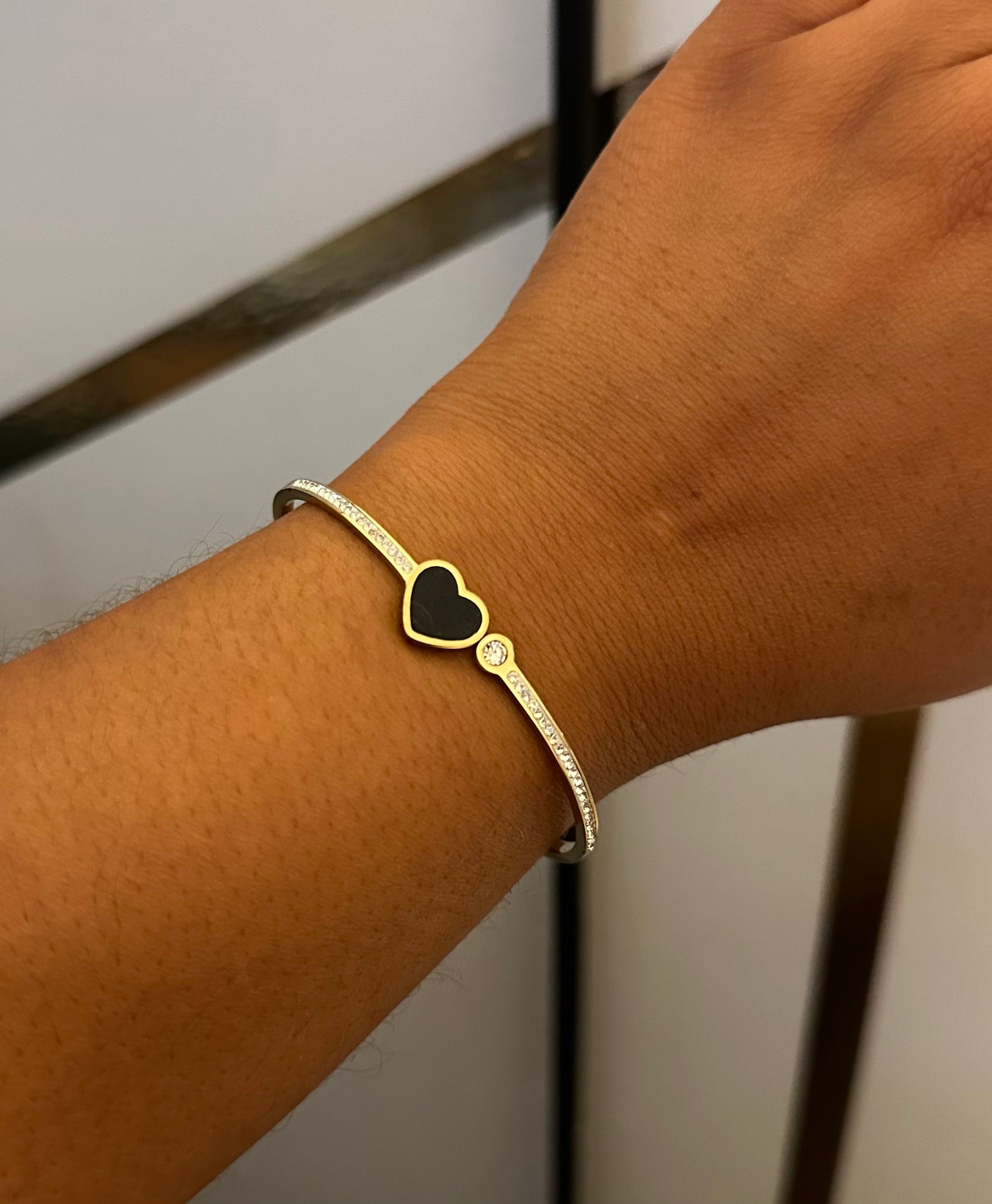 Adele Black Heart Cuff - Elegant Bracelet - ORÂGE Jewelry