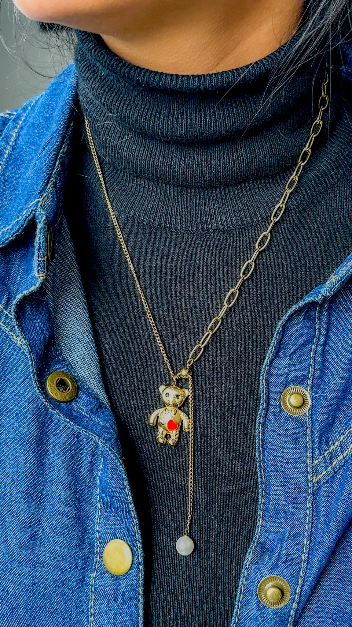 Amabel Bear Necklace – Pendant Bear Necklace - ORÂGE Jewelry​