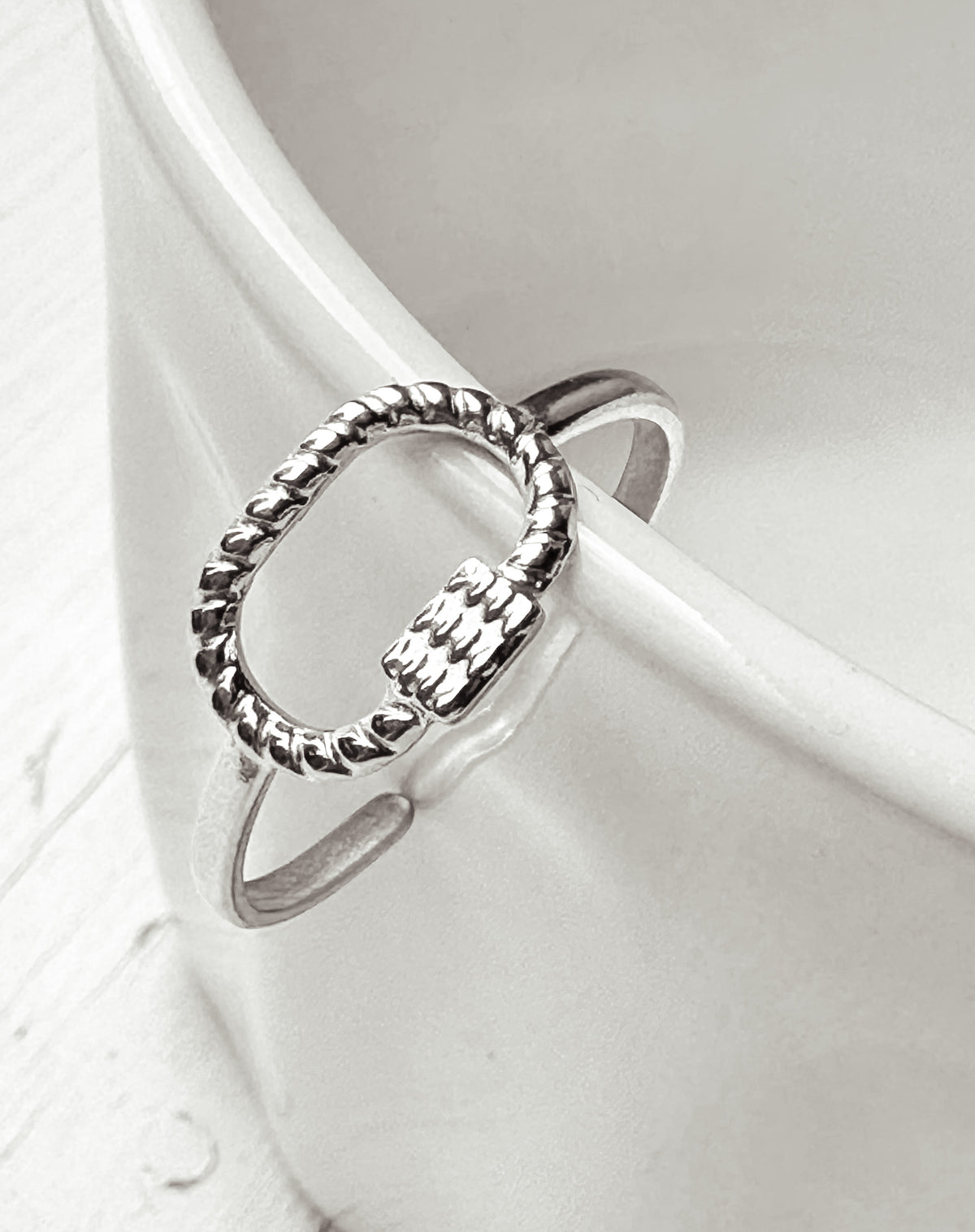 Gen Link Ring – Stainless Steel Gold Plated Ring - ORÂGE Jewelry​