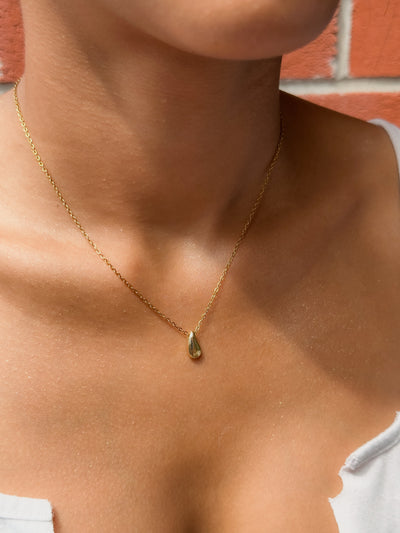 Beth Stainless Steel Golden Dew Necklace - ORÂGE Jewelry