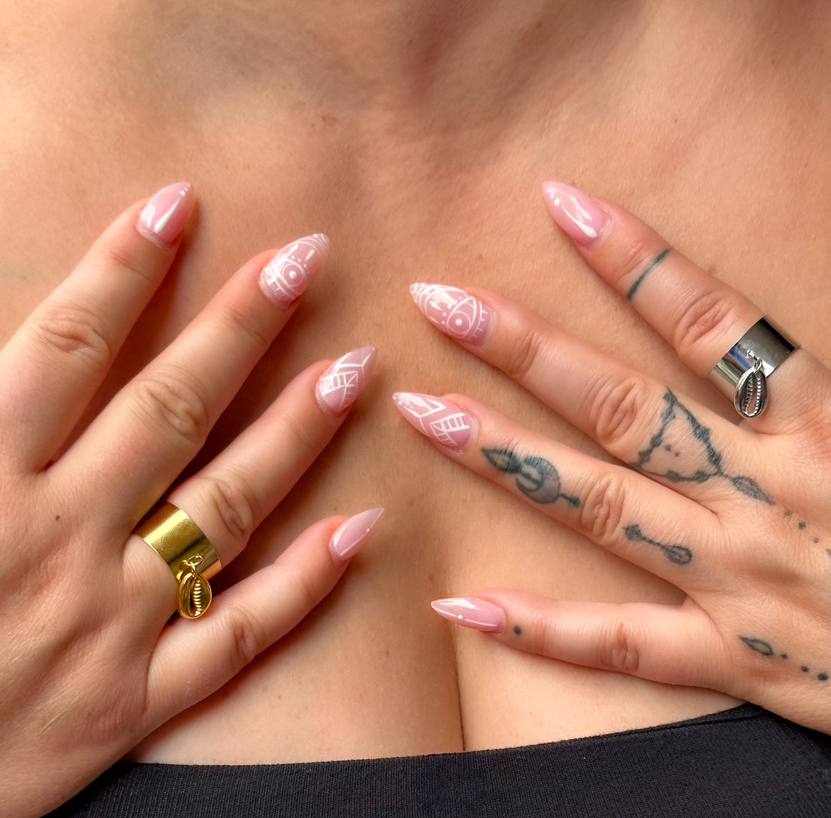 Calypso Stainless Steel Cowrie Band Ring - ORÂGE Jewelry