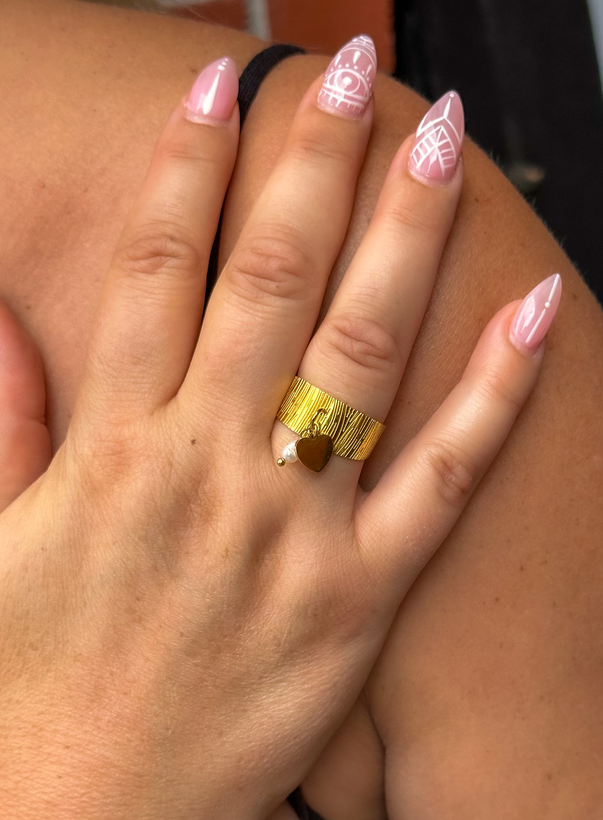 Lylie Heart Charm Ring - 18k Gold Plated Ring - ORÂGE Jewelry