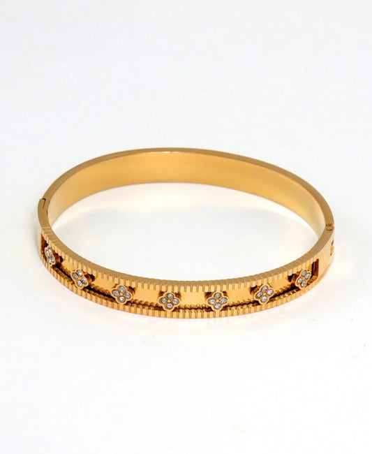 Clara Floral Bangle – 18K Gold-Plated Bangle - ORÂGE Jewelry​