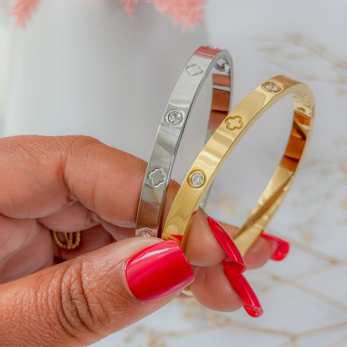 18K Gold Plated Bangle - Alba Leaf Bangle - ORÂGE Jewelry