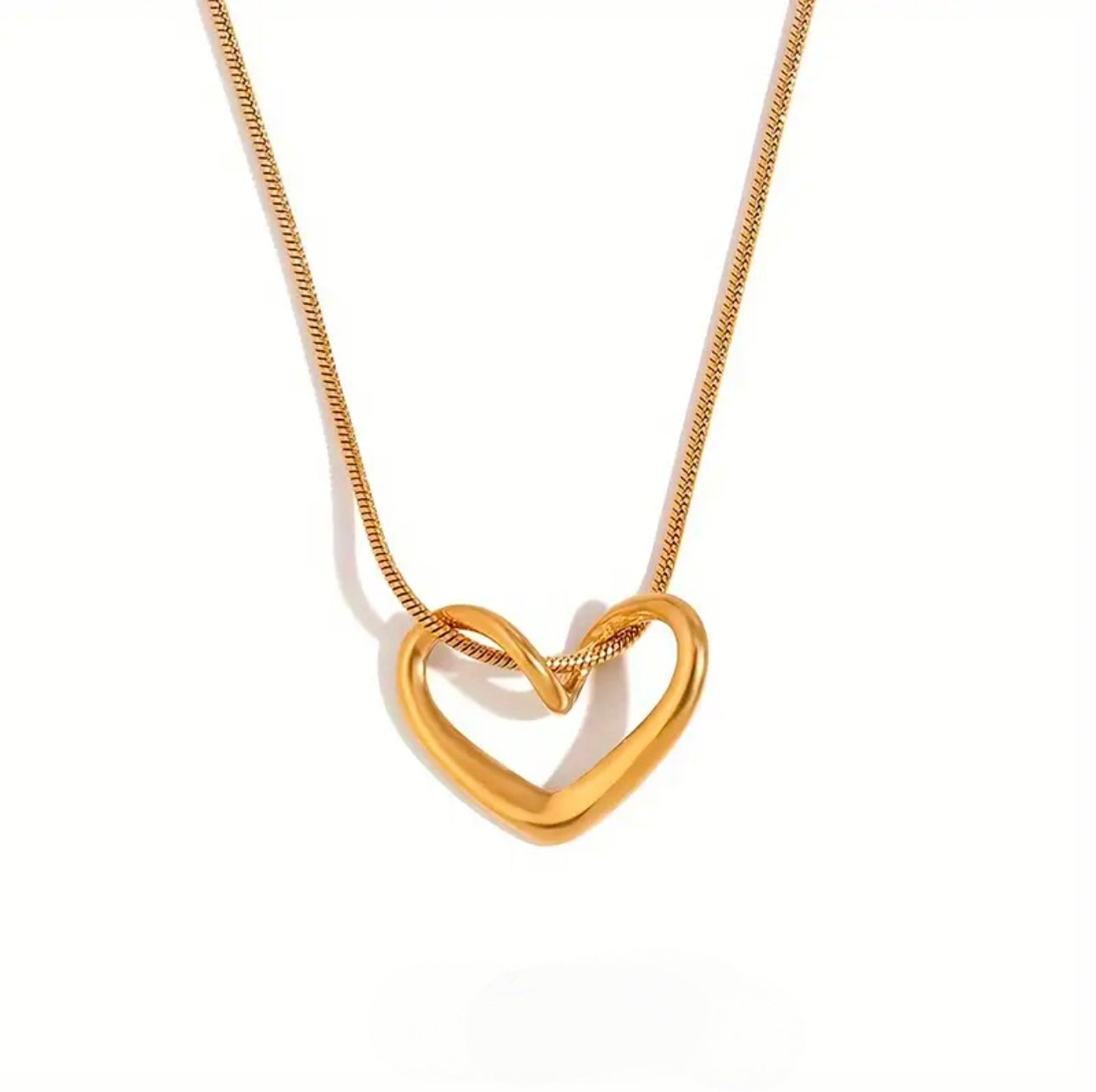 Xandra Heart Necklace Pendant - Gold-Plated - ORÂGE Jewelry