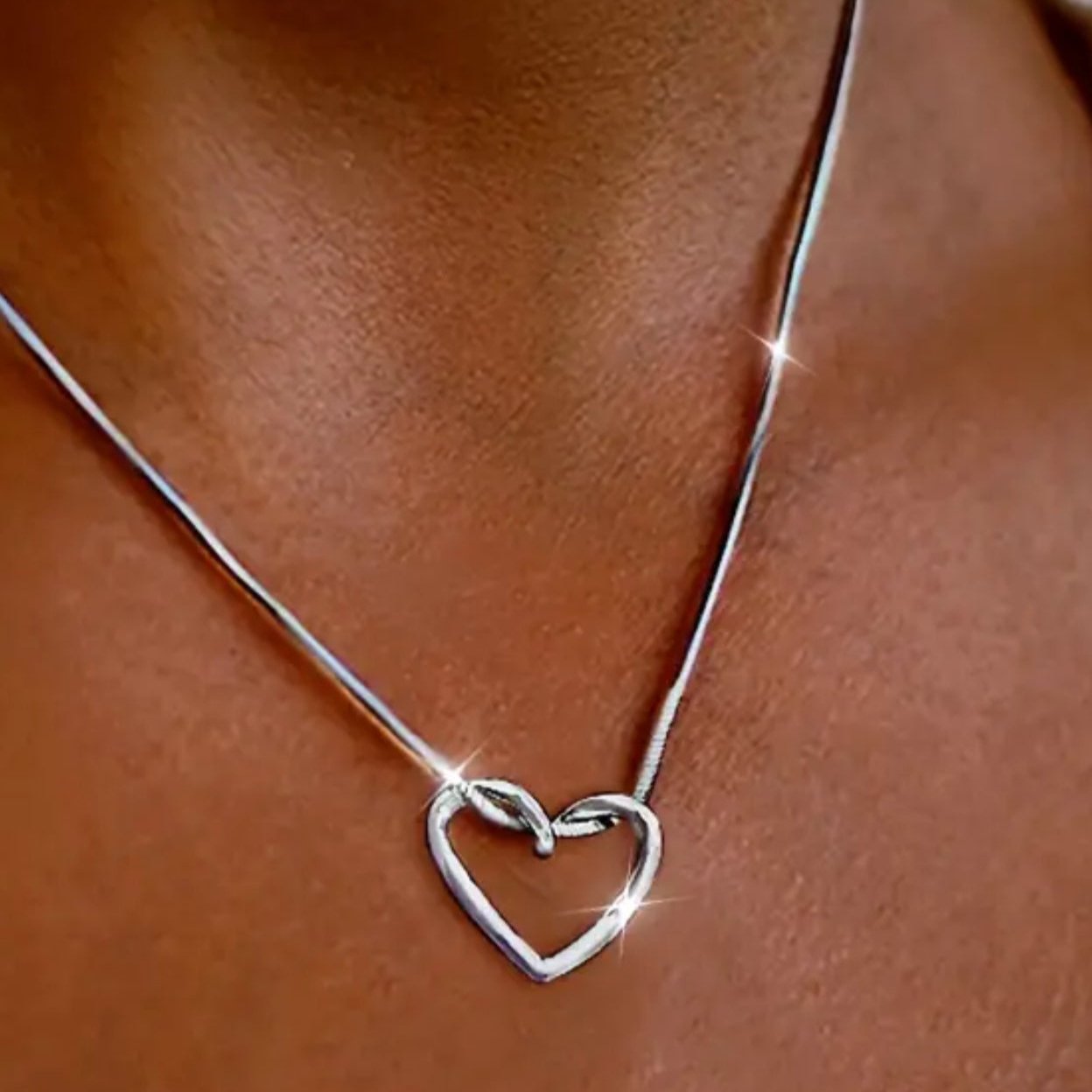 Xandra Heart Necklace Pendant - Gold-Plated - ORÂGE Jewelry