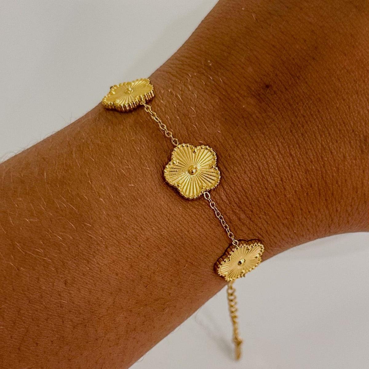 Kristy Floral Bracelet - Floral Bracelet – ORÂGE Jewelry​