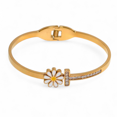 Daisy Cuff Bracelet - 18K Gold Plated - ORÂGE Jewelry